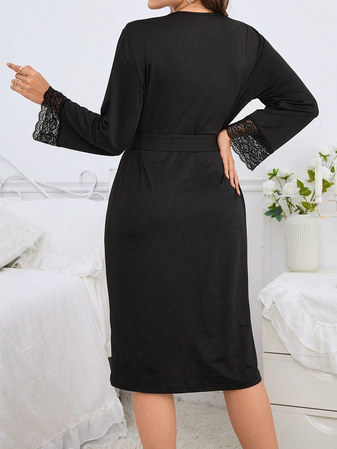 Women's Patchwork Lace Belted Robe Secondary image