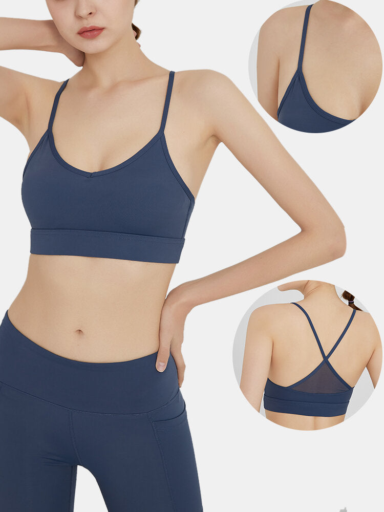 Women Wireless Solid Color Quick Dry Beauty Back Criss-Cross Sport Yoga Bra Main image