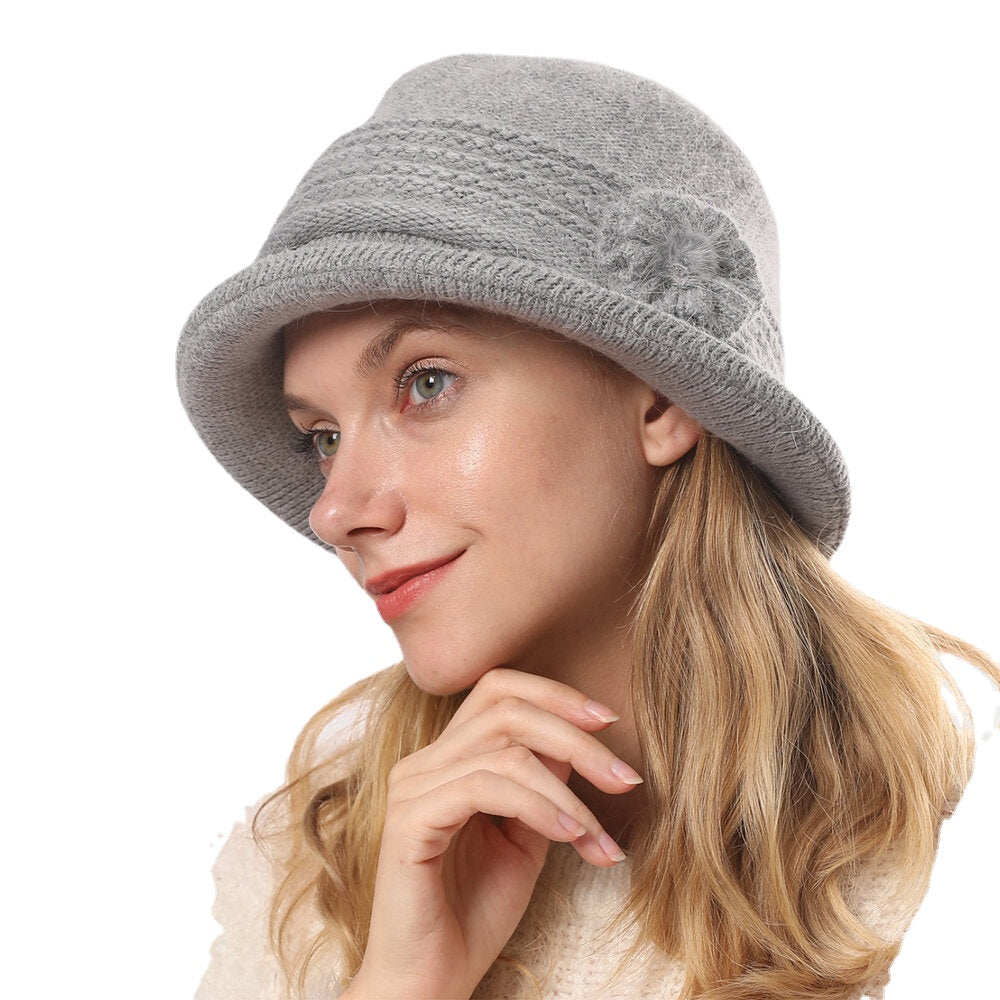 Women's Warm Knitted Bucket Hat with Flower Decoration Secondary image