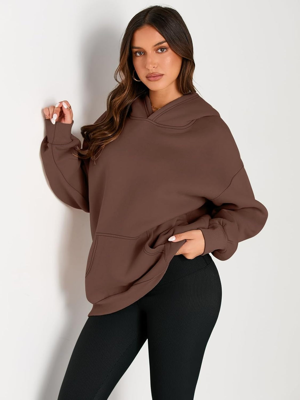 Women’s Oversized Fleece Hoodie – Cozy Pullover Sweatshirt with Pocket for Fall & Winter