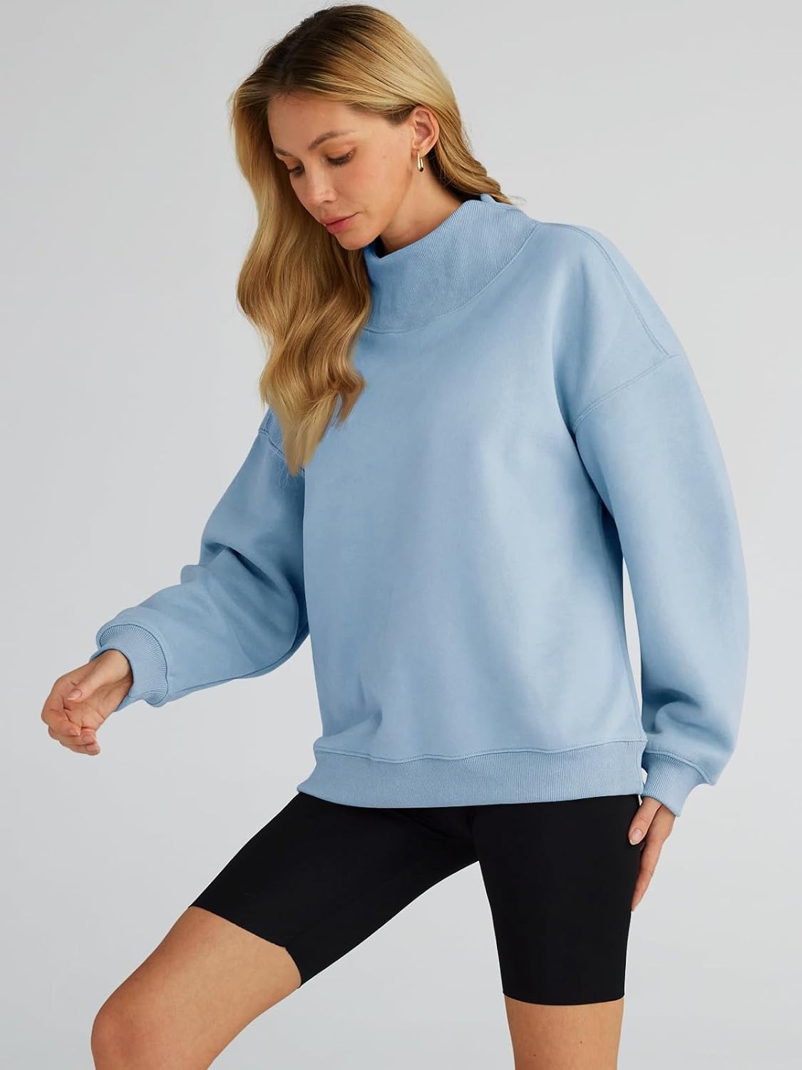 Women's Turtleneck Sweatshirt - Oversized Drop Shoulder Pullover with Fleece Lining