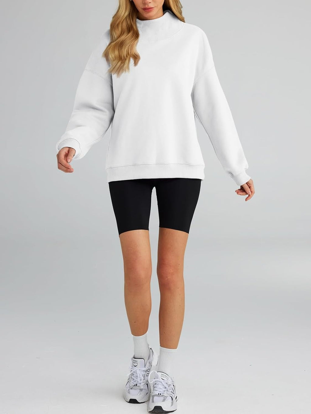 Women's Turtleneck Sweatshirt - Oversized Drop Shoulder Pullover with Fleece Lining