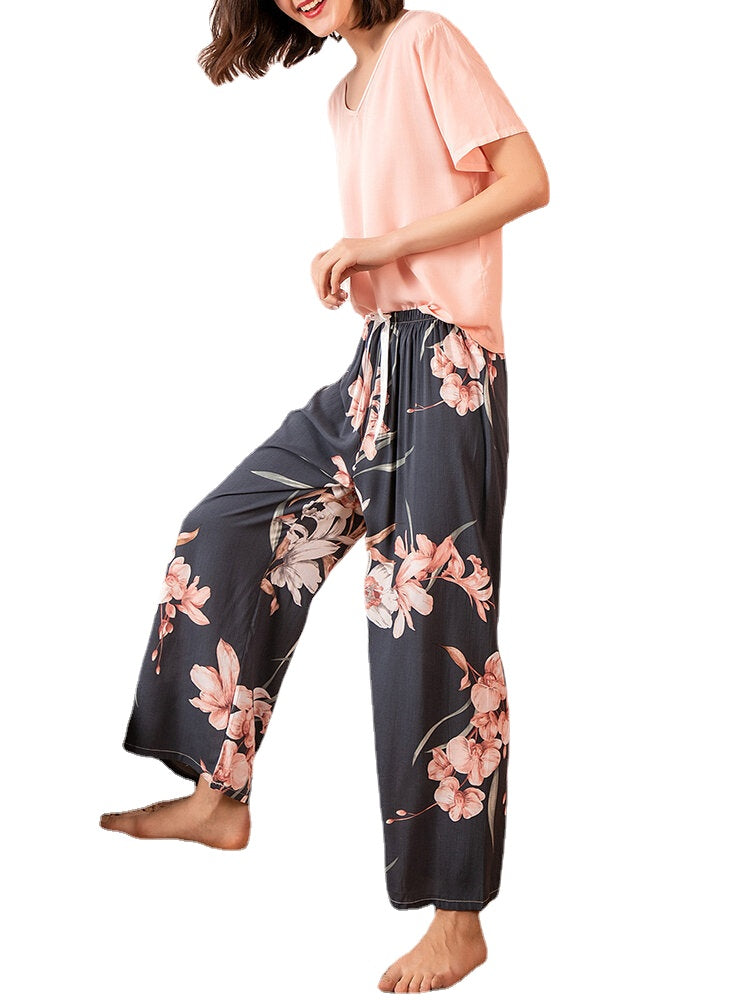 Women's Tropical Floral Pajama Set - Short Sleeve Top & Wide Leg Pants Main image