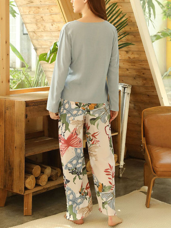 Women's V-Neck Butterfly Floral Pajama Set - Comfy Loungewear