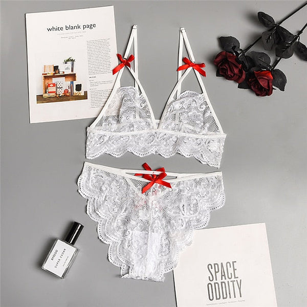 Women‘s Christmas Lingeries Gift Lace Bras Fixed Straps Sheer Bras Triangle Cup V Neck Breathable Lace Hook & Eye Date Casual Daily Sexy 1 set White Black , Bra & Panty Set